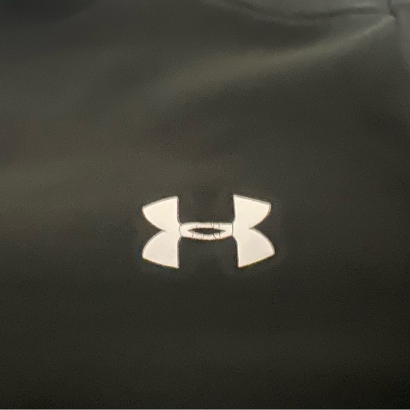 Under Armour Heat Gear Kids Top - Picture 4 of 8